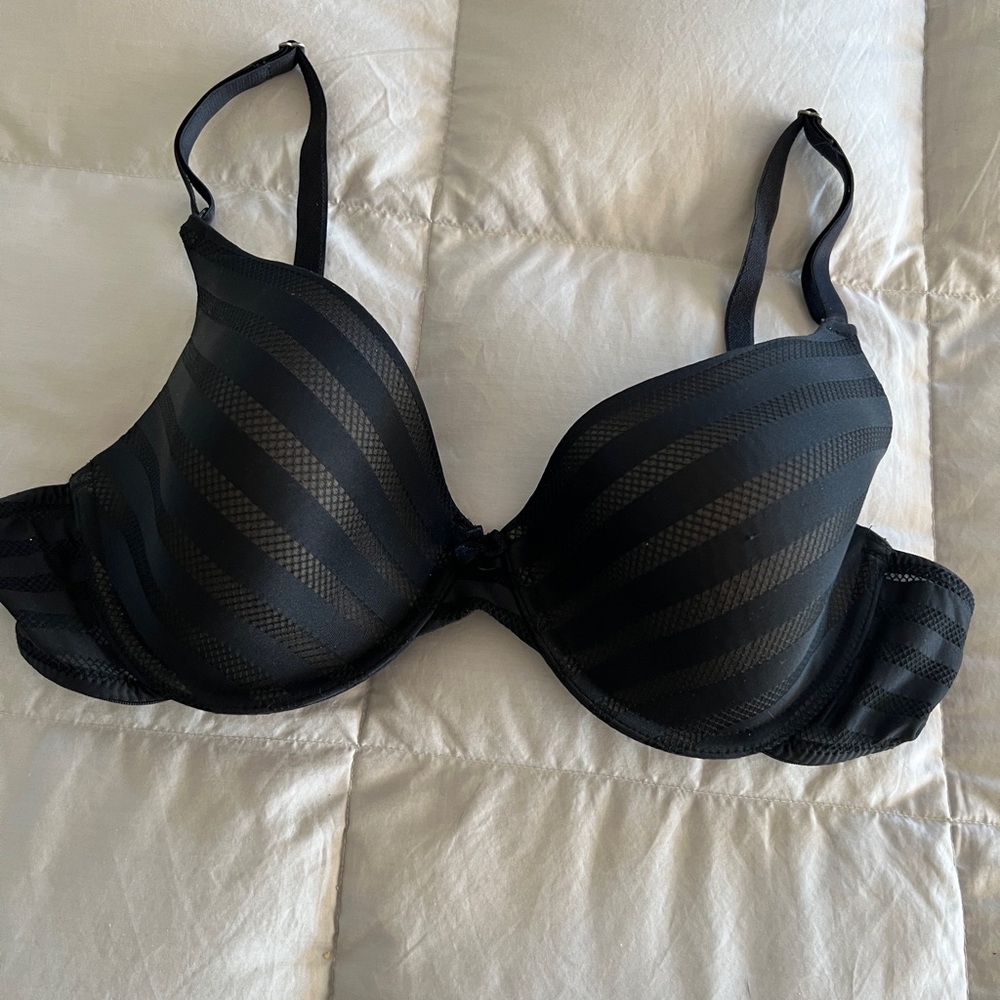 Maidenform Black Striped Bra